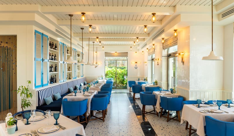 middle-east-holidays-abu-dhabi-rixos-premium-saadiyat-island-hotel-mermaid-interior